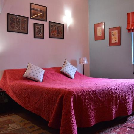 G 49 Bed & Breakfast Neu-Delhi Exterior foto